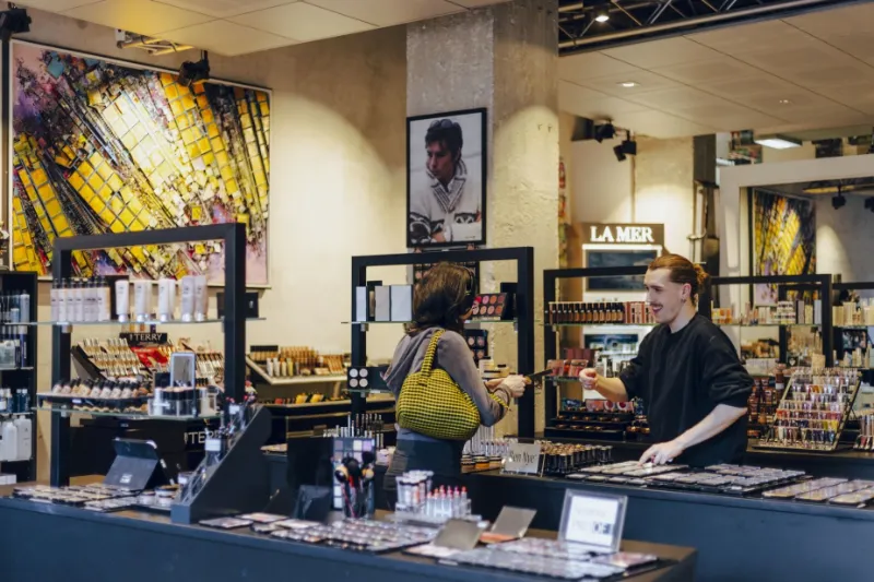 Mise en beauté en boutique